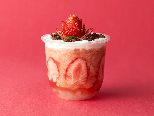 ラッキーストロベリー （期間限定）￥620（税込）／画像提供：研美