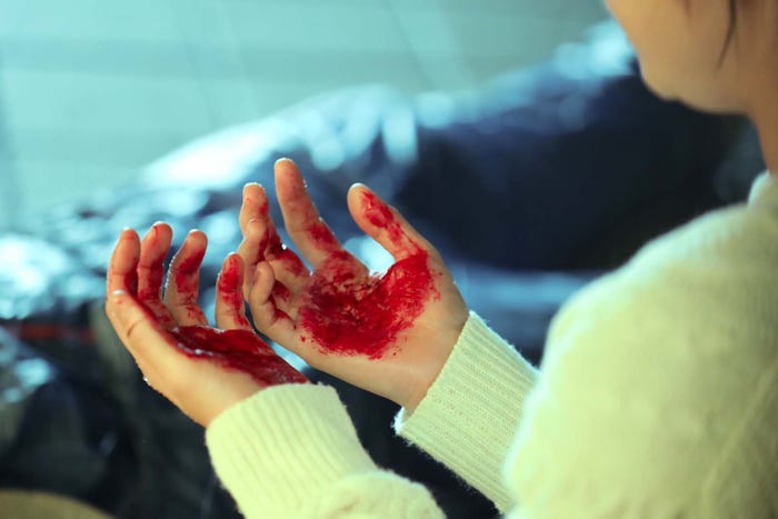 川栄李奈「となりのナースエイド」第1話より(C)日本テレビ