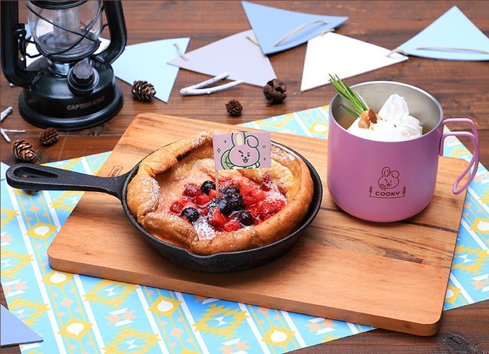 ミックスベリーのダッチベイビー税込1,650円(C)BT21