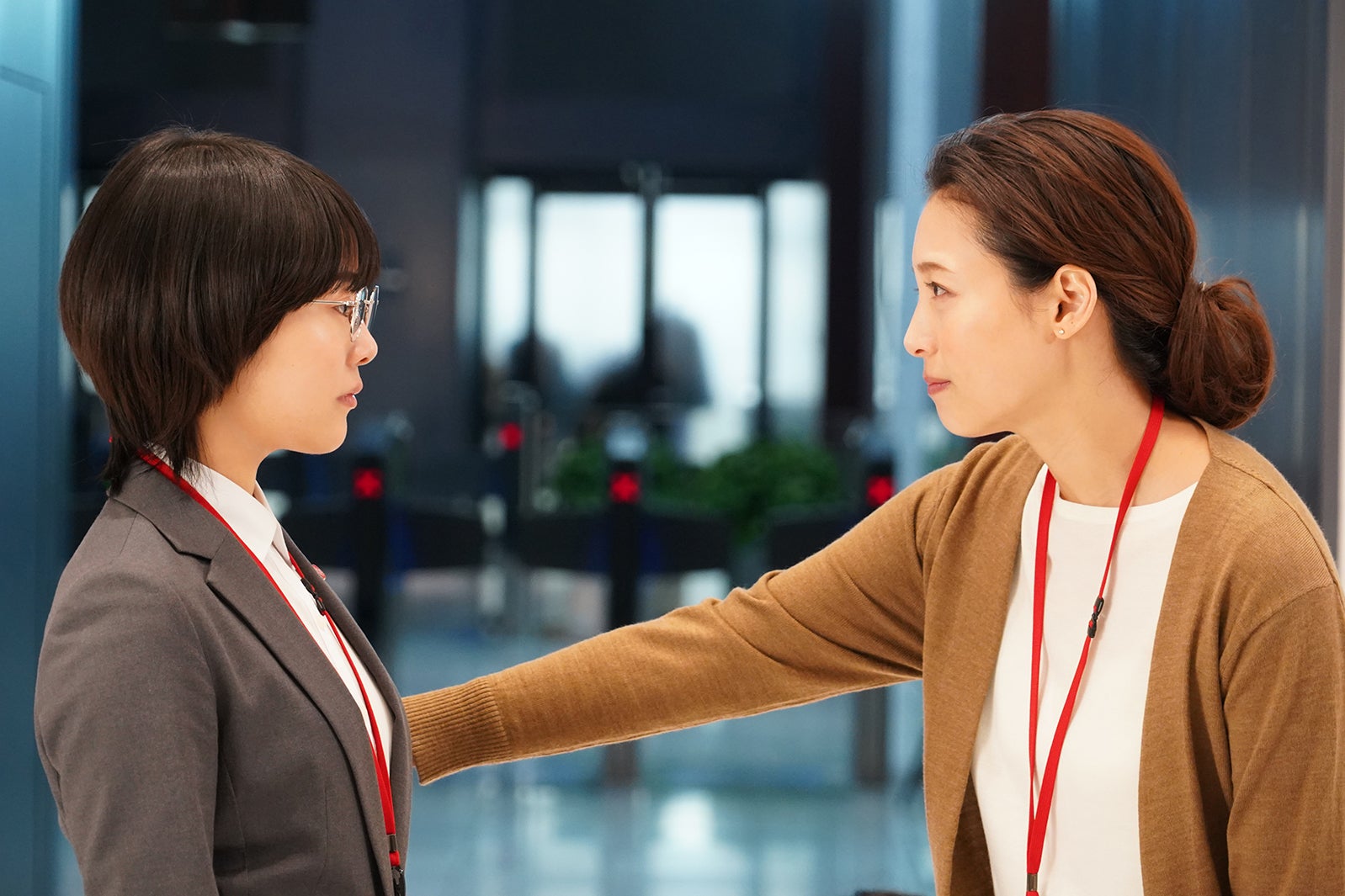 高畑充希、相武紗季／「同期のサクラ」最終話より（C）日本テレビ