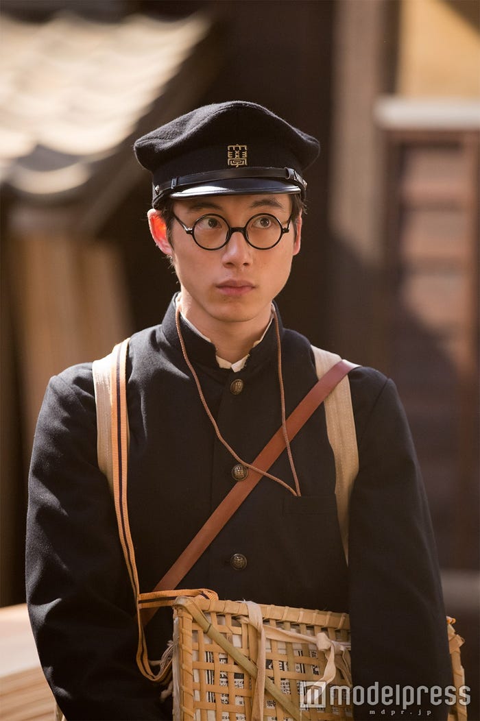 坂口健太郎(C)NHK