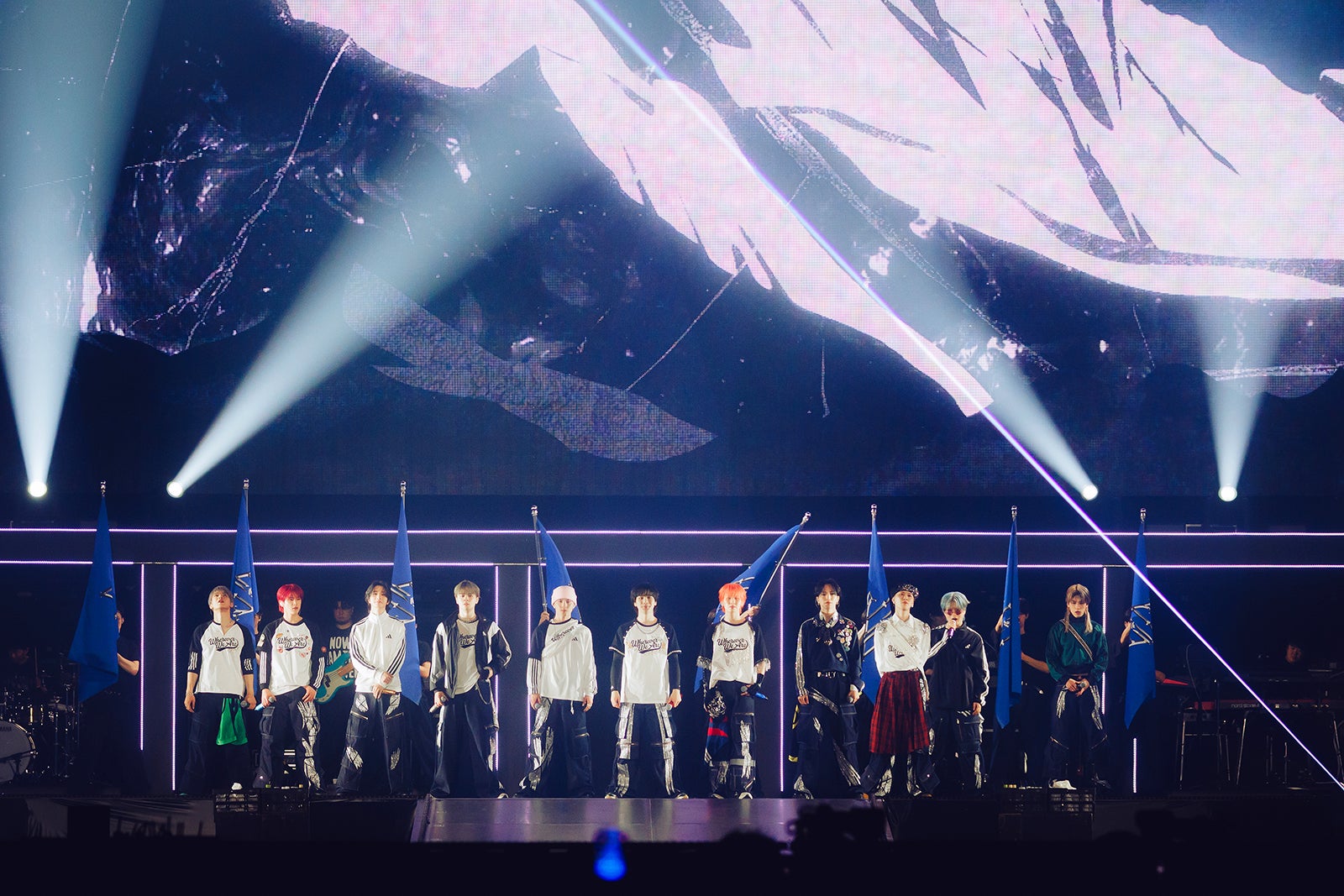 JO1（C）LAPONE Entertainment