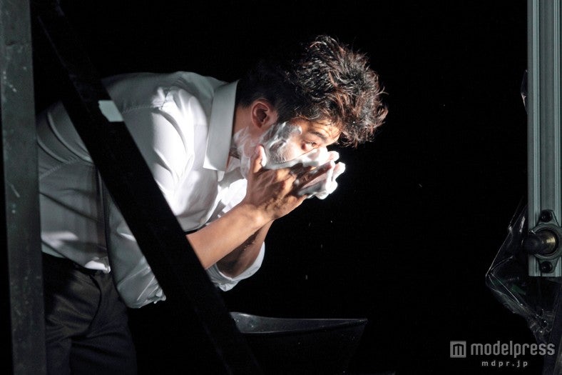 「ウーノ」の新CM「洗顔、なめんじゃねーぞ。」編／小栗旬