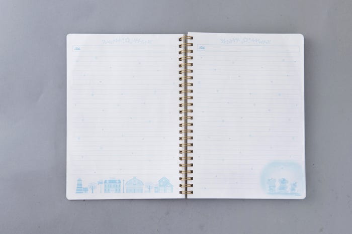 ノート(中デザイン)(C)Disney