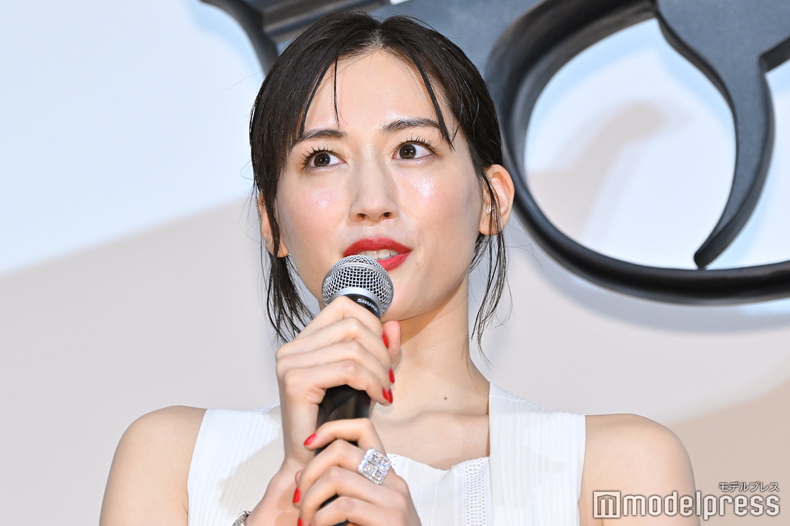 綾瀬はるか（C）モデルプレス