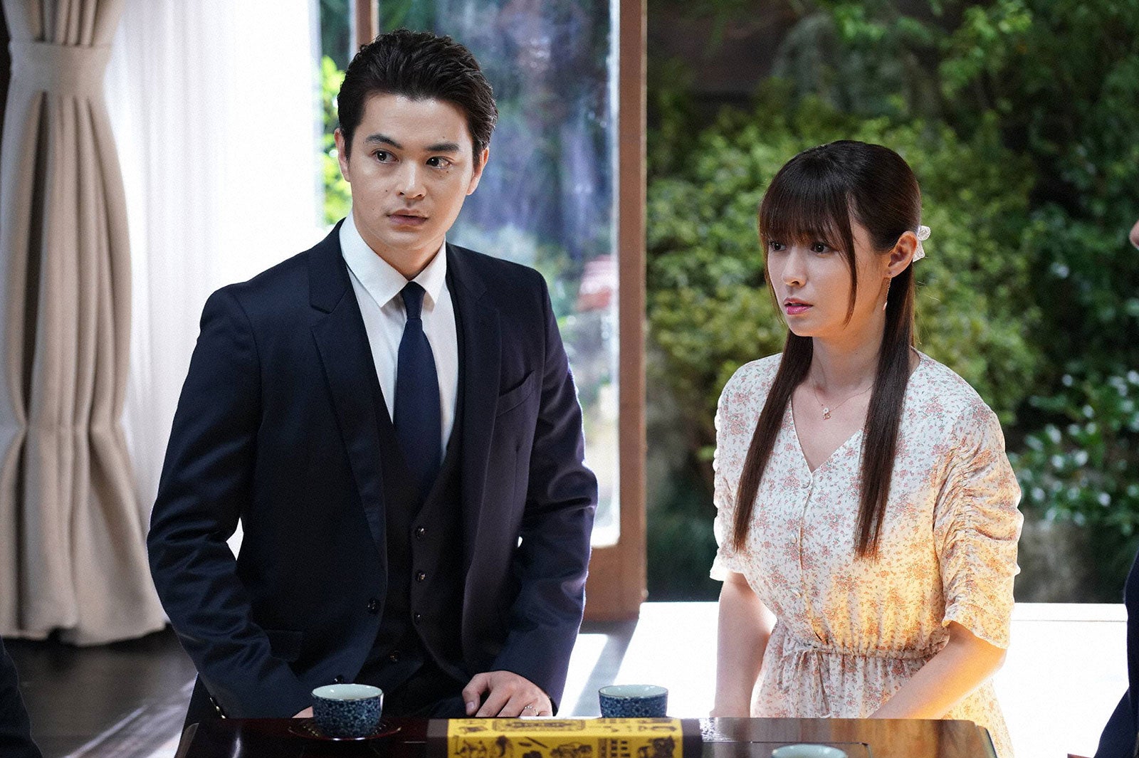 瀬戸康史、深田恭子「ルパンの娘」第1話より（C）フジテレビ