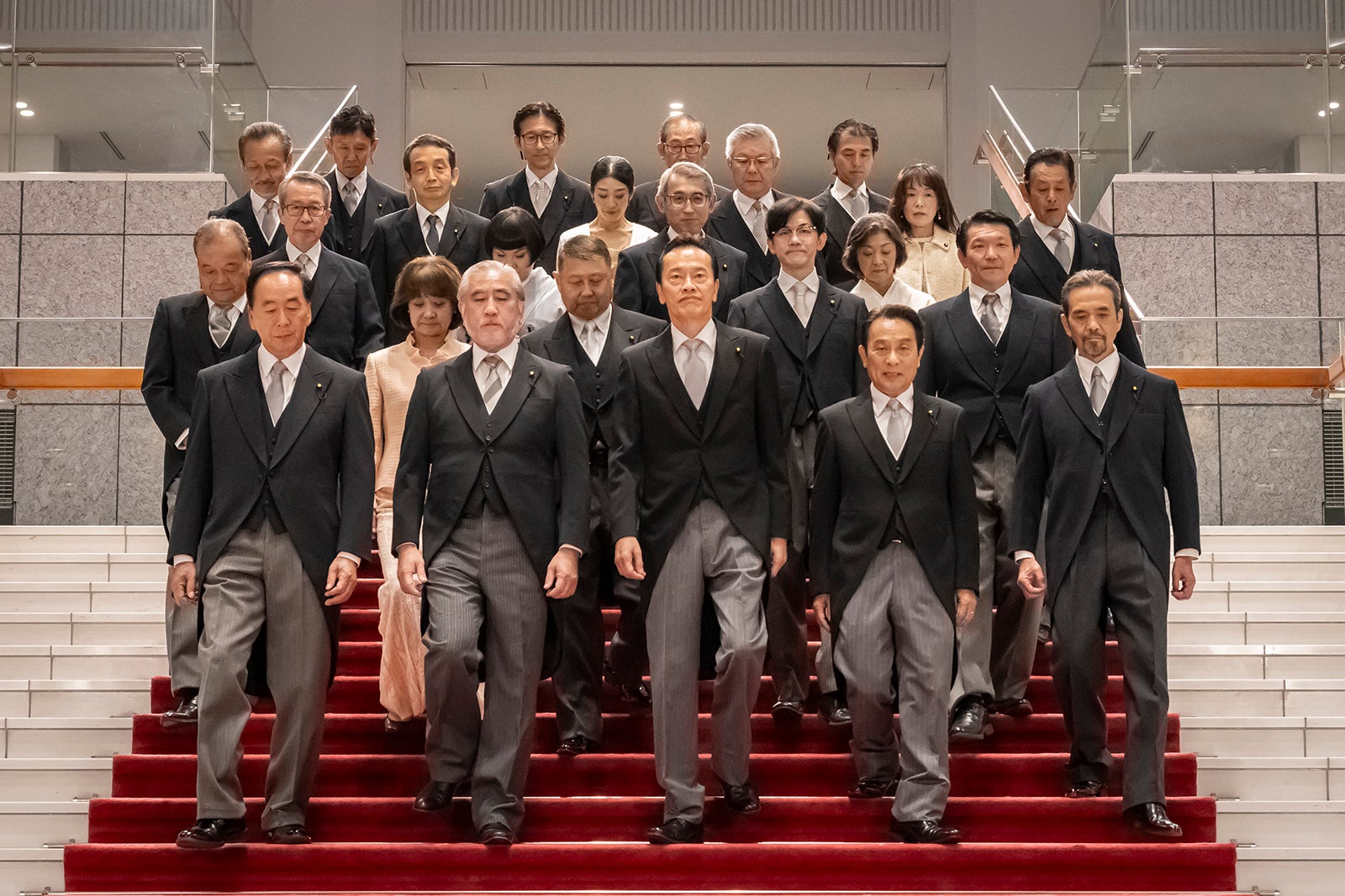 遠藤憲一ら「民王R」第1話（C）テレビ朝日