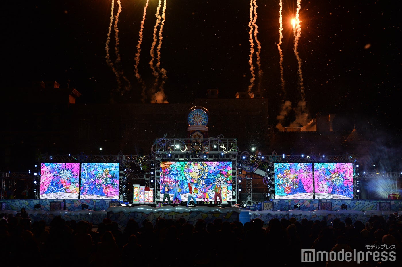 ライト・アップ・ザ・ナイト ~クリスマス・セレブレーション~(C)モデルプレス