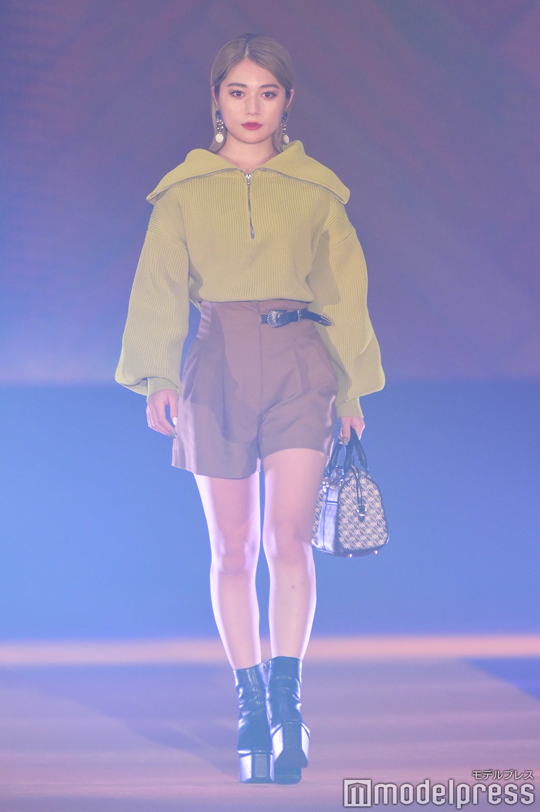 （C）モデルプレス