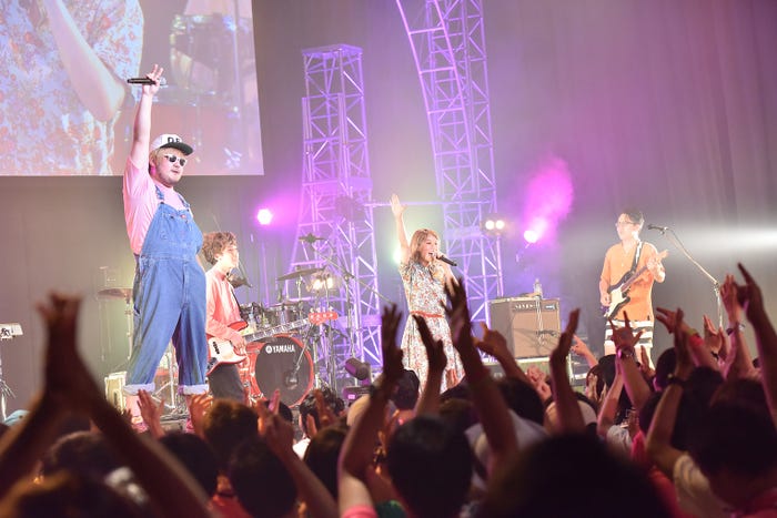 フレンズ/写真:高田 真希子