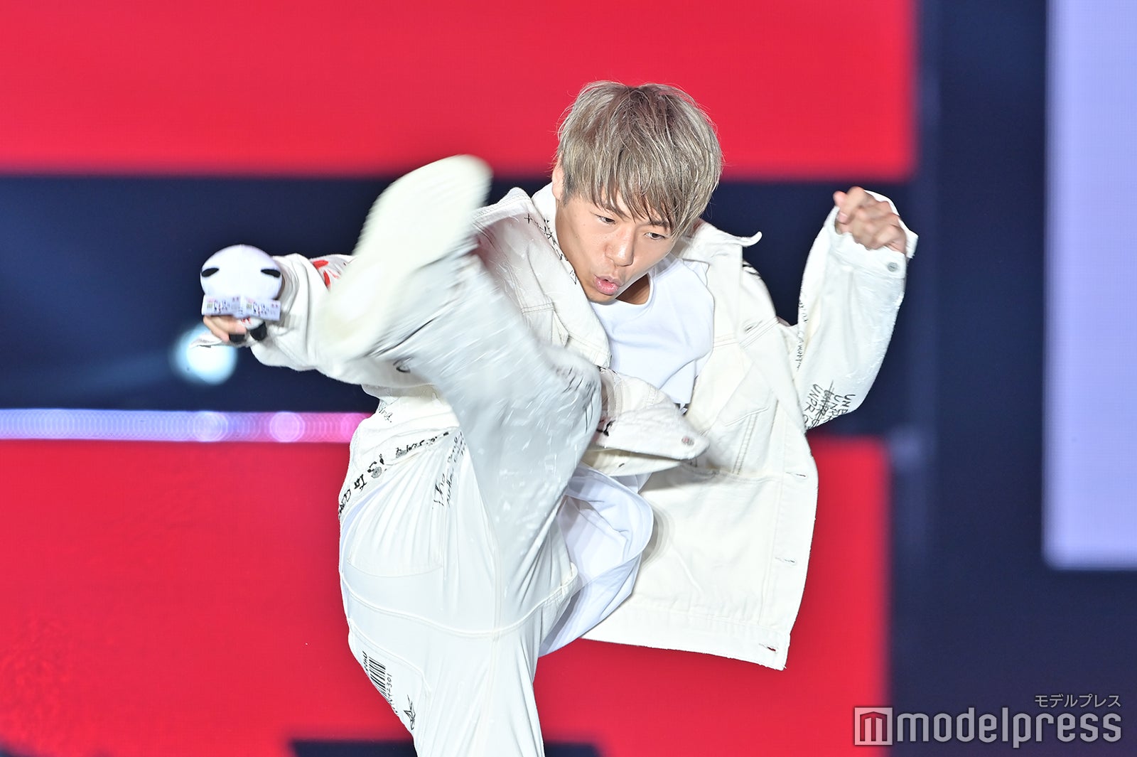 （C）モデルプレス