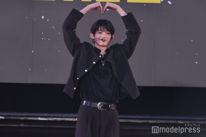 JO/&TEAM(C)モデルプレス