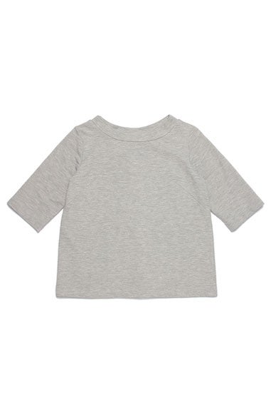 バックレース切替ライト裏毛プルオーバー「TALBOTS」3,240円（税込）／画像提供：TALBOTS