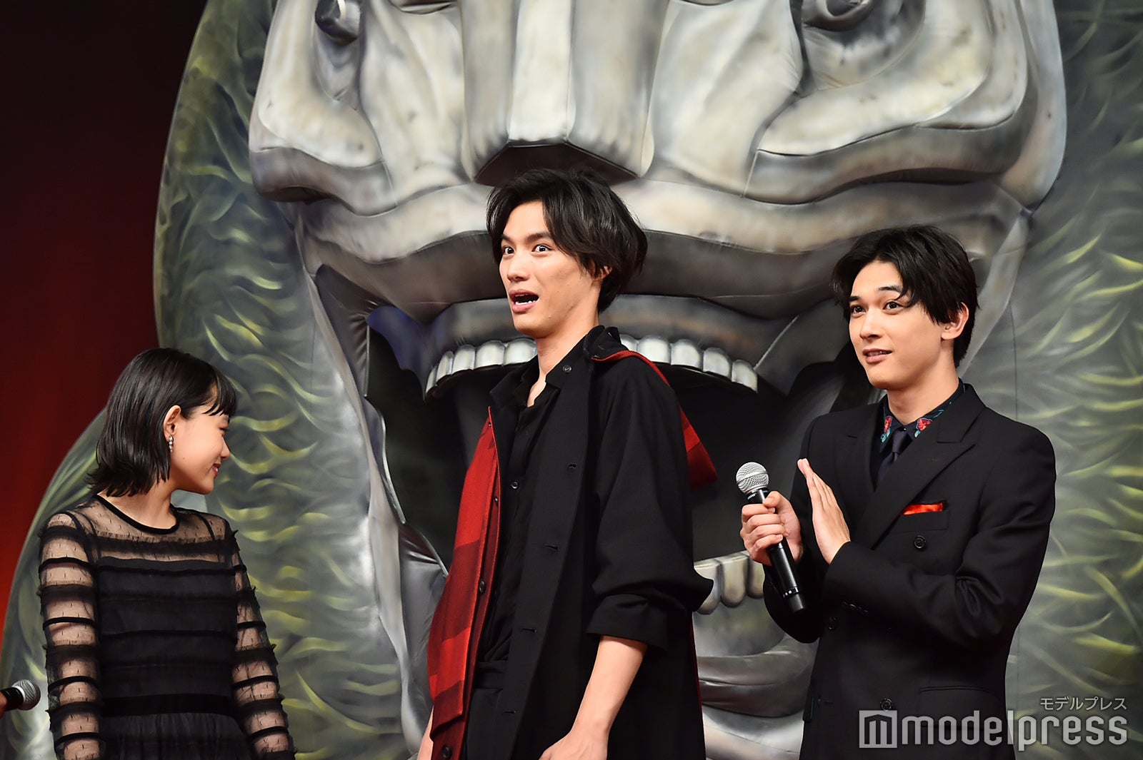 大きさにビックリ！（C）モデルプレス