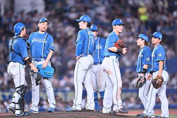 日本ハム 競り負けて連敗 レイエスが同点2ランも…有原6回3失点で自身連勝3でストップ