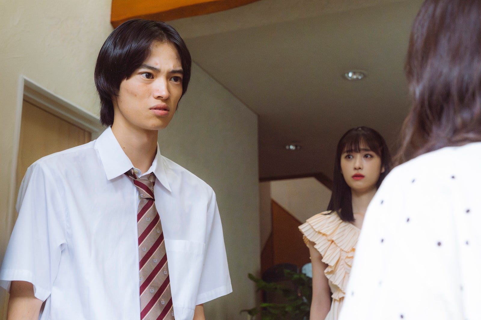 窪塚愛流、高橋ひかる「顔に泥を塗る」第7話より（C）テレビ朝日