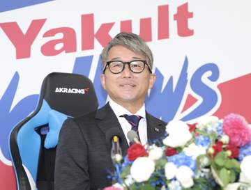 ヤクルト・石川が引退会見 初回6失点の今季初登板当日に決断「自分の中で投げ終わりに考えることがあって」「25年間、楽しいことがほとんど」