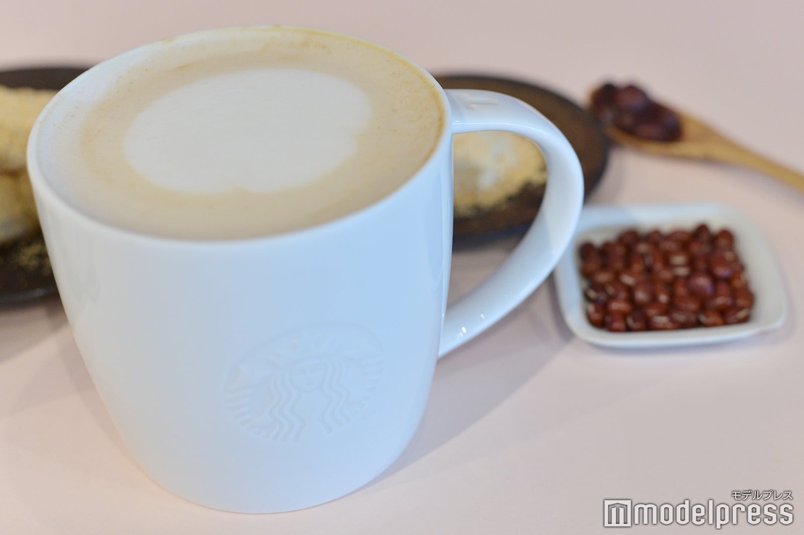 「あずきなこ 福 ラテ」（C）モデルプレス