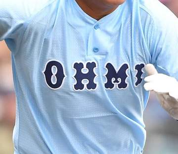 滋賀大会 センバツ出場の近江が劇的サヨナラで3回戦突破！自打球アピールで相手の先制点取り消し 延長十一回に逆転打 両チーム整列で抱き合う