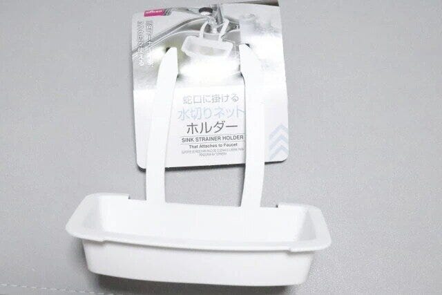 ダイソーの蛇口に掛ける水切りネットホルダーのパッケージ
