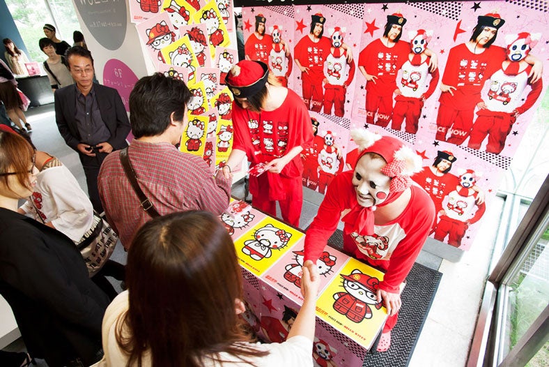 「ラフォーレファッションウィーク'11」より