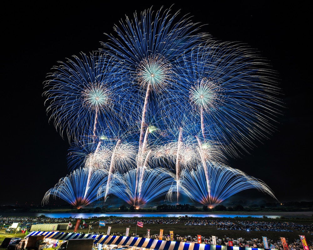 茨城で3年ぶり「利根川大花火大会」花火3万発×音楽でスケールアップし