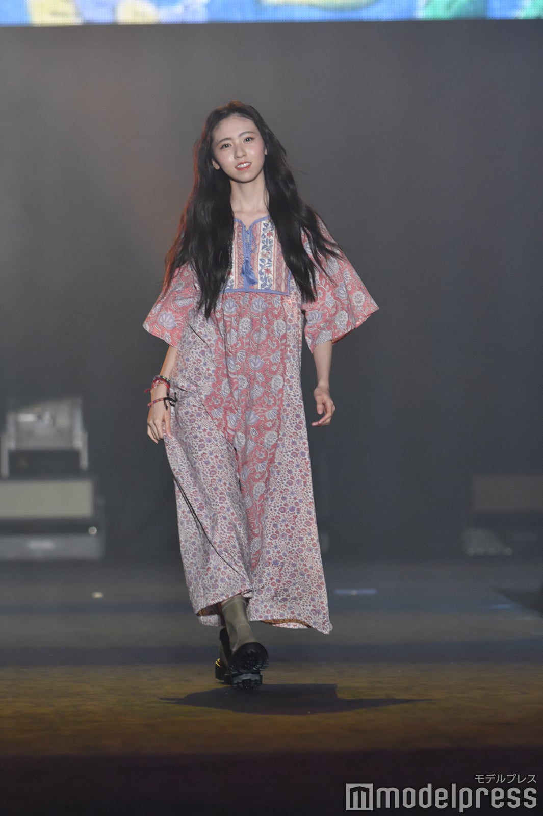 （C）モデルプレス