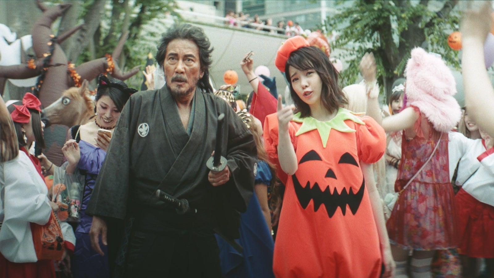 役所広司、島崎遥香（提供写真）