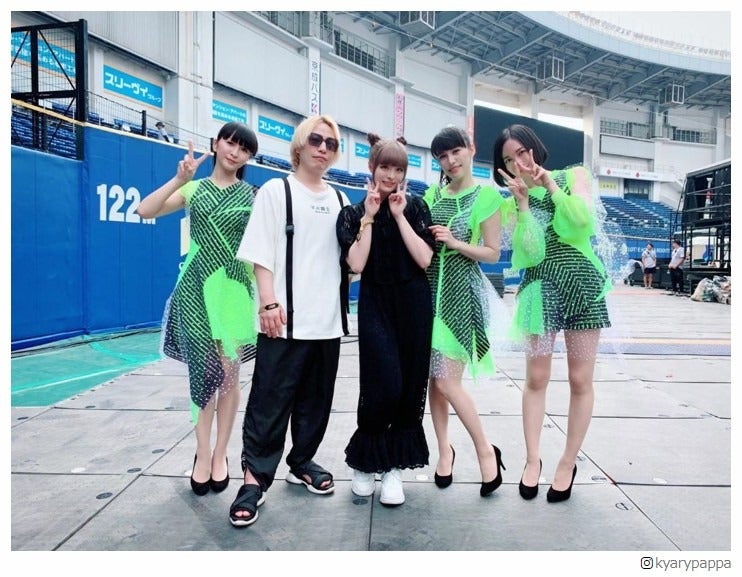 きゃりー＆Perfume＆中田ヤスタカ、“中田ファミリー”集結に「レアショット」と反響