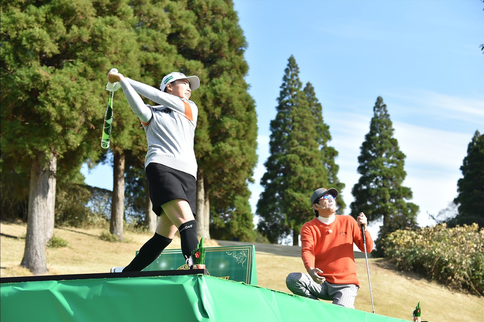 渋野日向子、石橋貴明（C）テレビ朝日