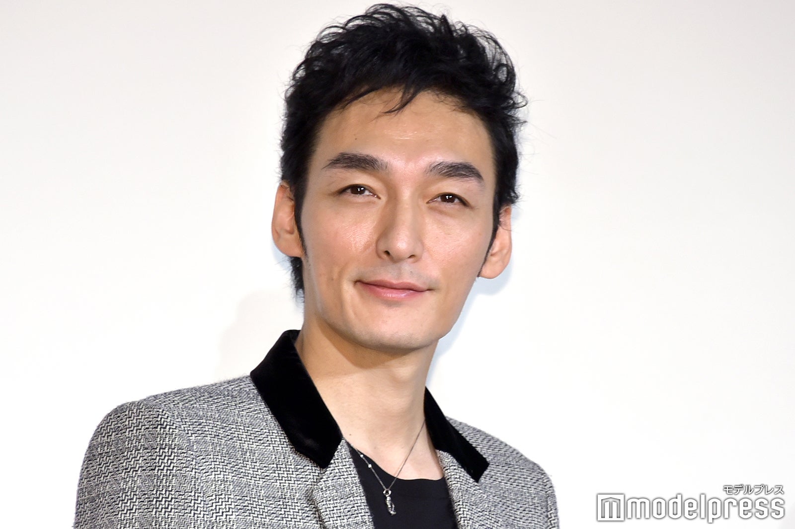 菅田将暉 草なぎ剛と 日本アカデミー賞 で再会 スマスマ ロケを反省し 汗止まらんねんけど モデルプレス