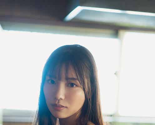 日向坂46河田陽菜、キャミ姿で大人の魅力披露