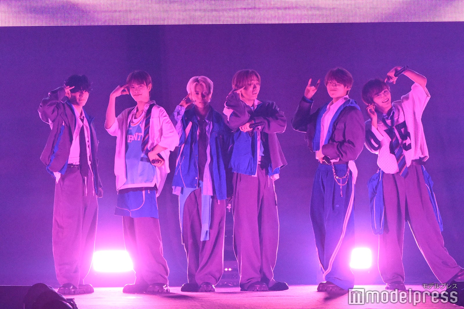 DXTEEN（C）モデルプレス