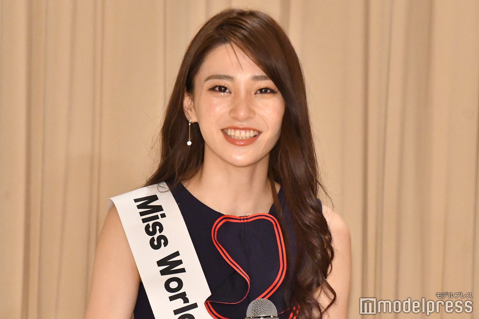 ミス・ワールド2020」日本代表・GENIC金谷鞠杏、“超ミニ丈”で美脚スラリ「スタイル抜群」「最高にかっこいい」の声 - モデルプレス