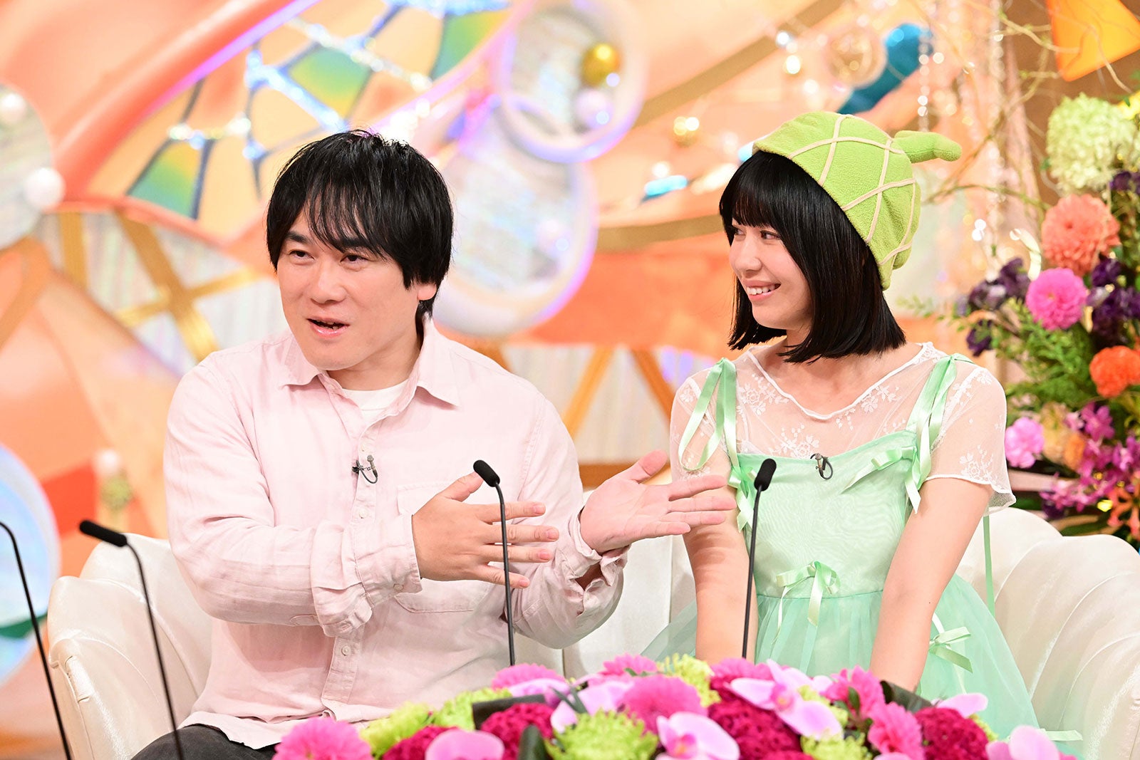 「週刊少年ジャンプ」漫画家×タレント、9年越しの“相互ファン婚”結婚式までキスできなかった理由とは