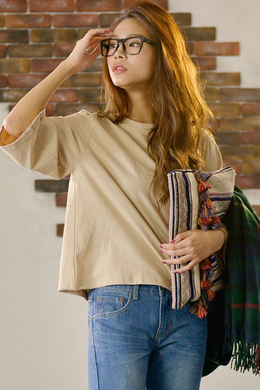 ベーシック首つまりゆったりトップス「coca」1,590円(税込)/画像提供:coca