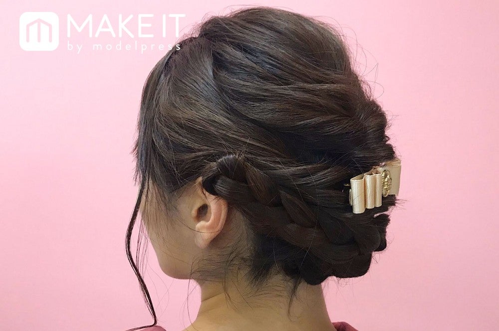 お呼ばれまとめ髪 (C)メイクイット