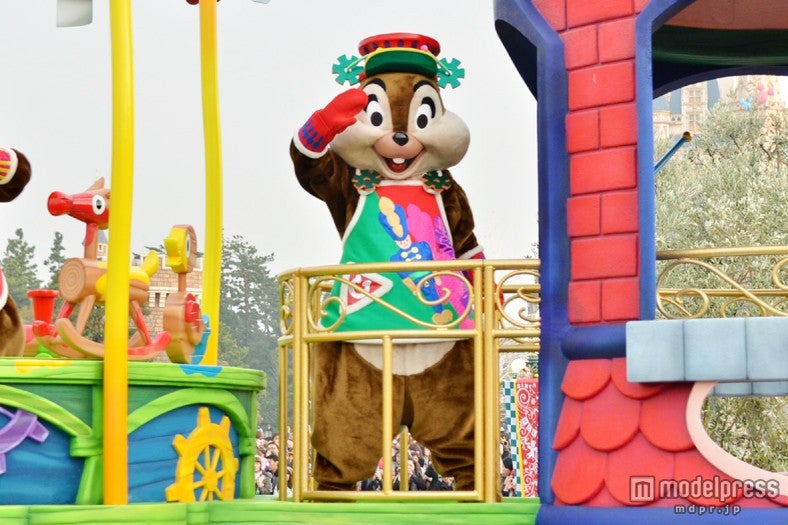 「ディズニー・サンタヴィレッジ・パレード」