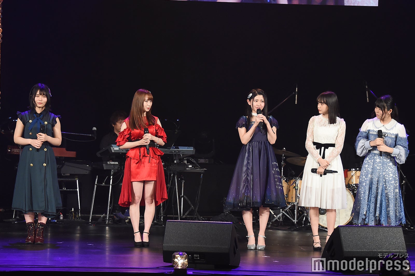 秋吉優花、高柳明音、大竹ひとみ、横山結衣、矢野帆夏／「AKB48グループ歌唱力No.1決定戦」決勝大会 （C）モデルプレス