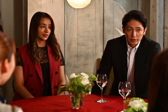 高橋メアリージュン、玉木宏 「マイファミリー」最終話より(C)TBS