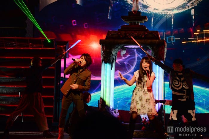 T.M.Revolution、水樹奈々