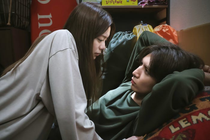 「キスでふさいで、バレないで。」場面写真(C)「キスでふさいで、バレないで。」製作委員会
