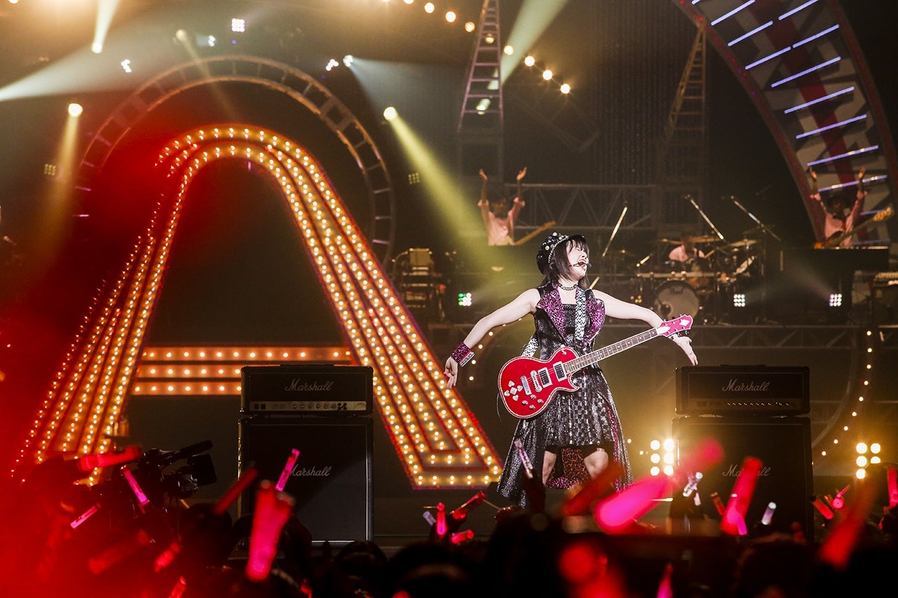 佐々木彩夏／photo by HAJIME KAMIIISAKA