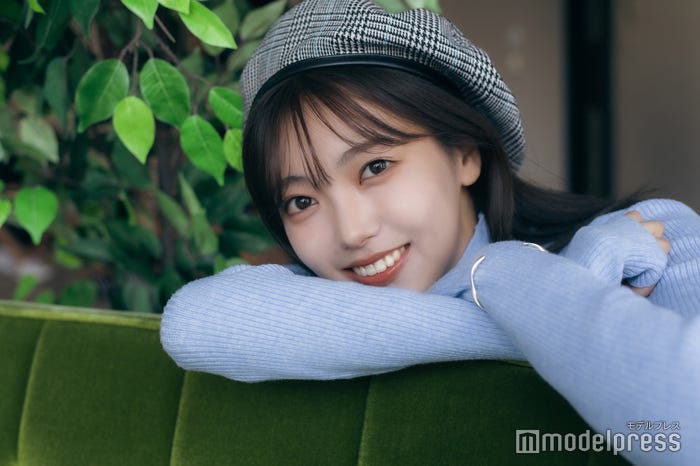 秋山理湖さん(C)モデルプレス