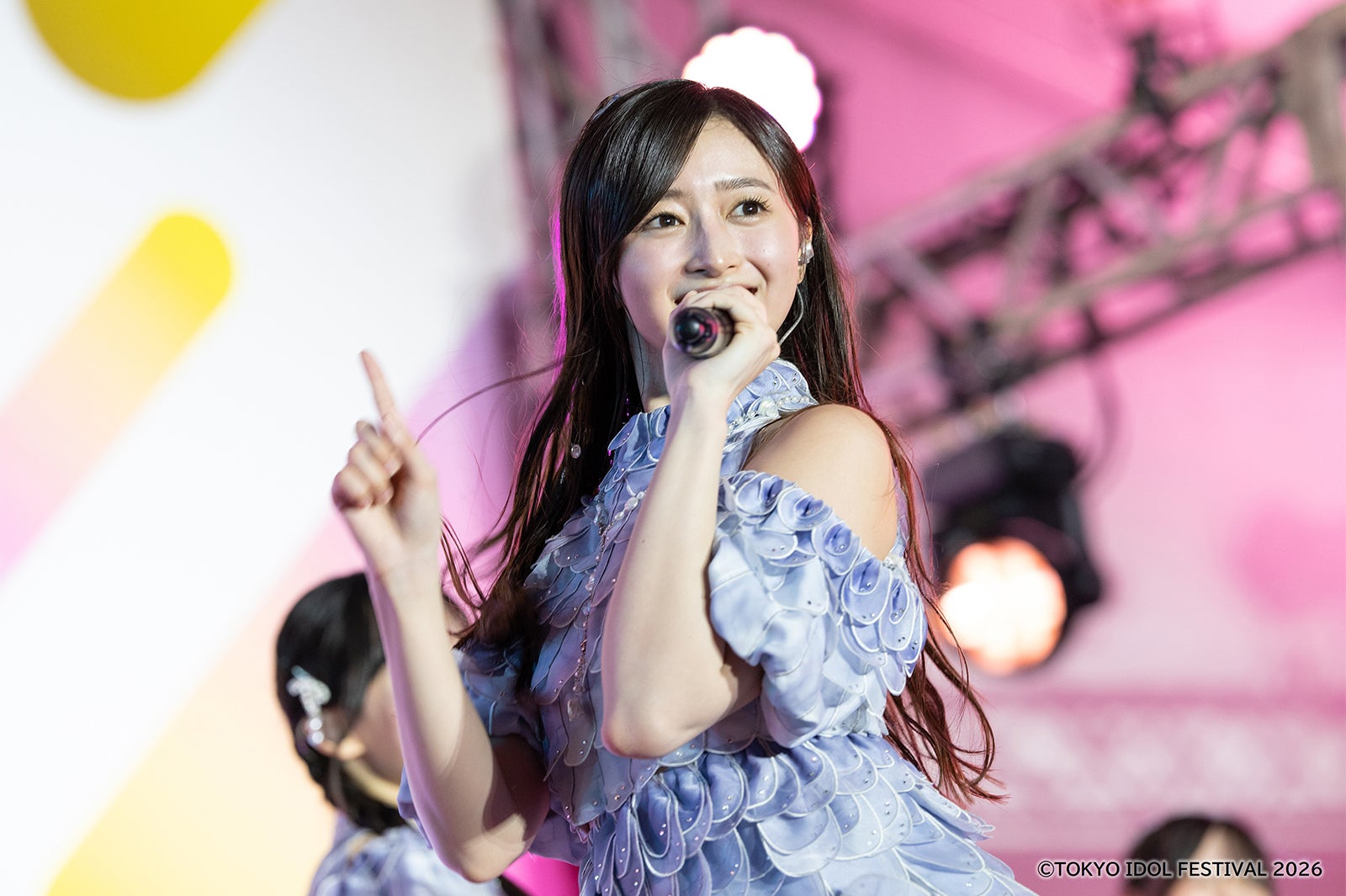 乃木坂46「TIF」2年ぶり登場で大トリ務める「おいでシャンプー」「裸足でSummer」…夏曲連発で会場熱狂