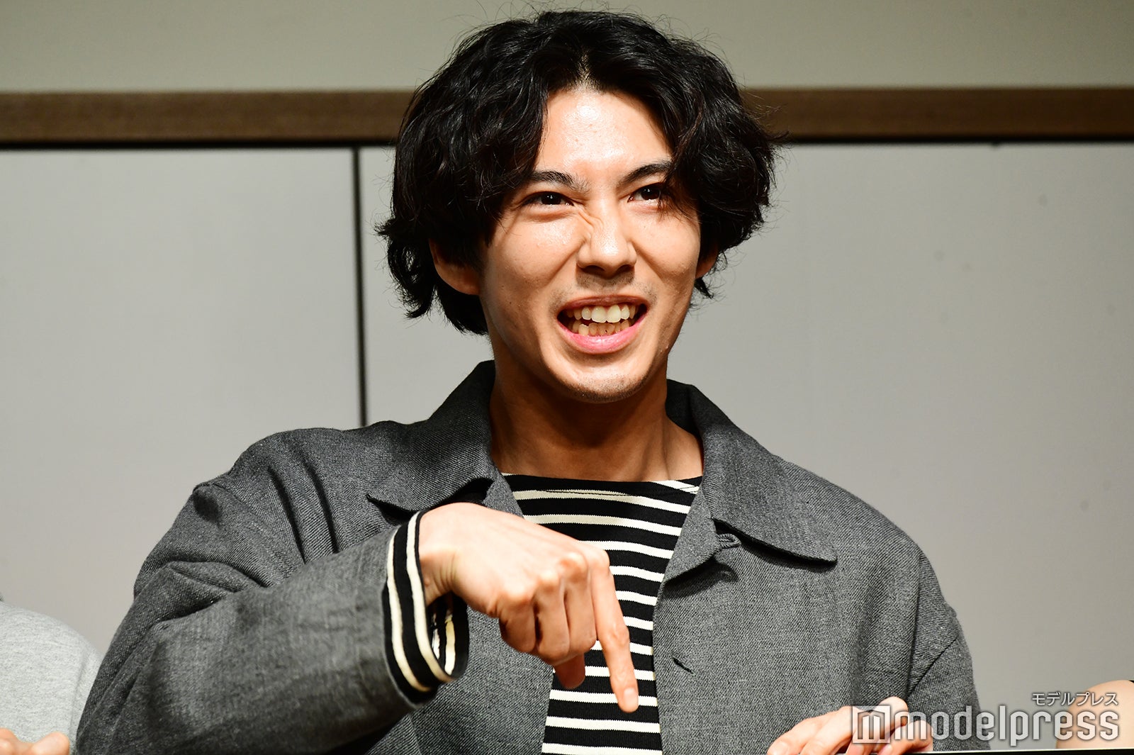 賀来賢人（C）モデルプレス