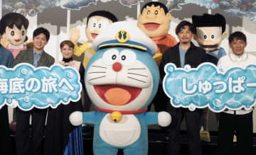 平愛梨“天然”ぶり発揮 舞台あいさつで質問に気付かず「自分の世界に入っちゃってました」