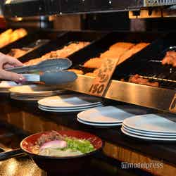 プラスでトッピングも楽しめる(C)モデルプレス