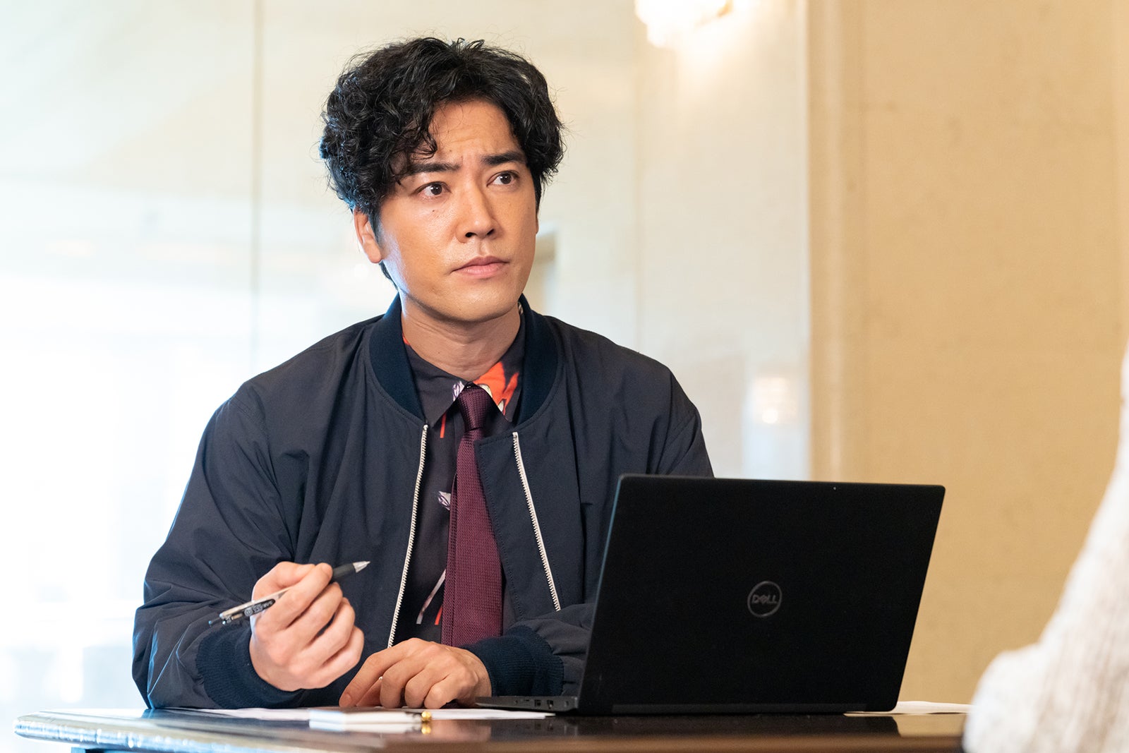 桐谷健太「ケイジとケンジ、時々ハンジ。」第5話より（C）テレビ朝日