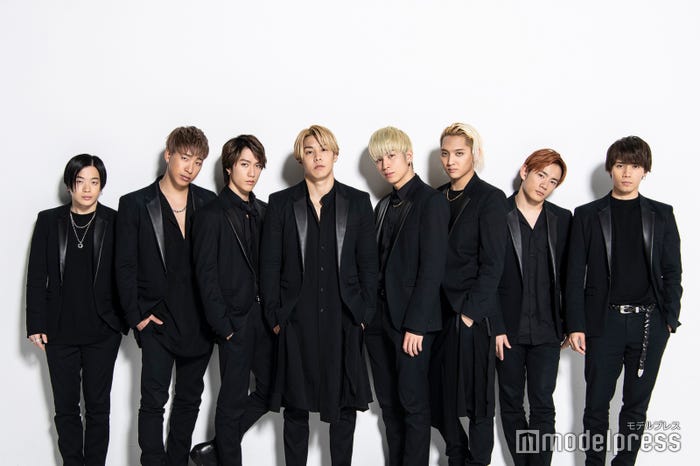 (左から)山本彰吾、陣、藤原樹、RIKU、長谷川慎、鈴木昂秀、浦川翔平、神谷健太(C)モデルプレス